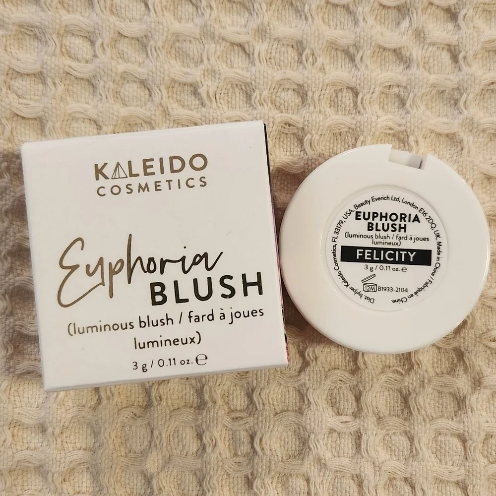 Kaleido Cosmetics Euphoria Blush in Felicity